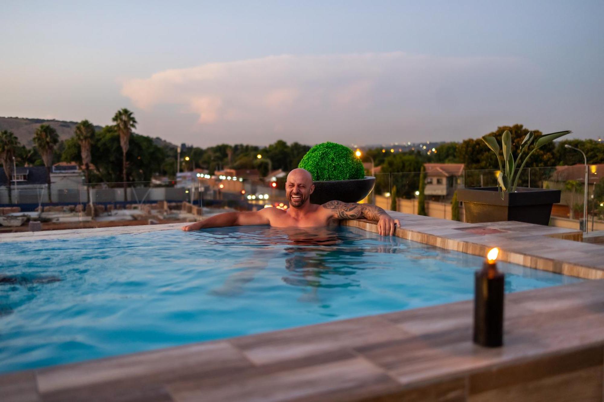 Bedfordview Hotel & Apartments Йоханесбург Стая снимка