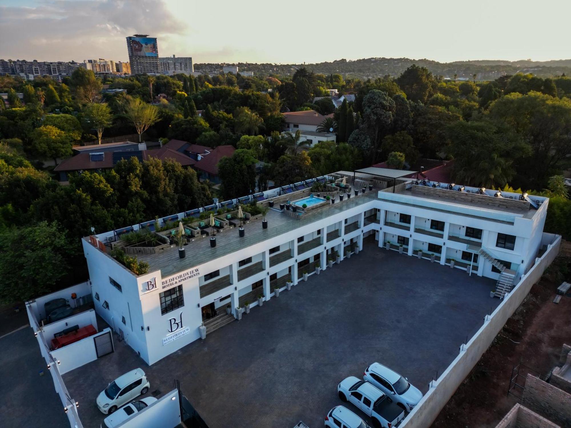 Bedfordview Hotel & Apartments Йоханесбург Екстериор снимка