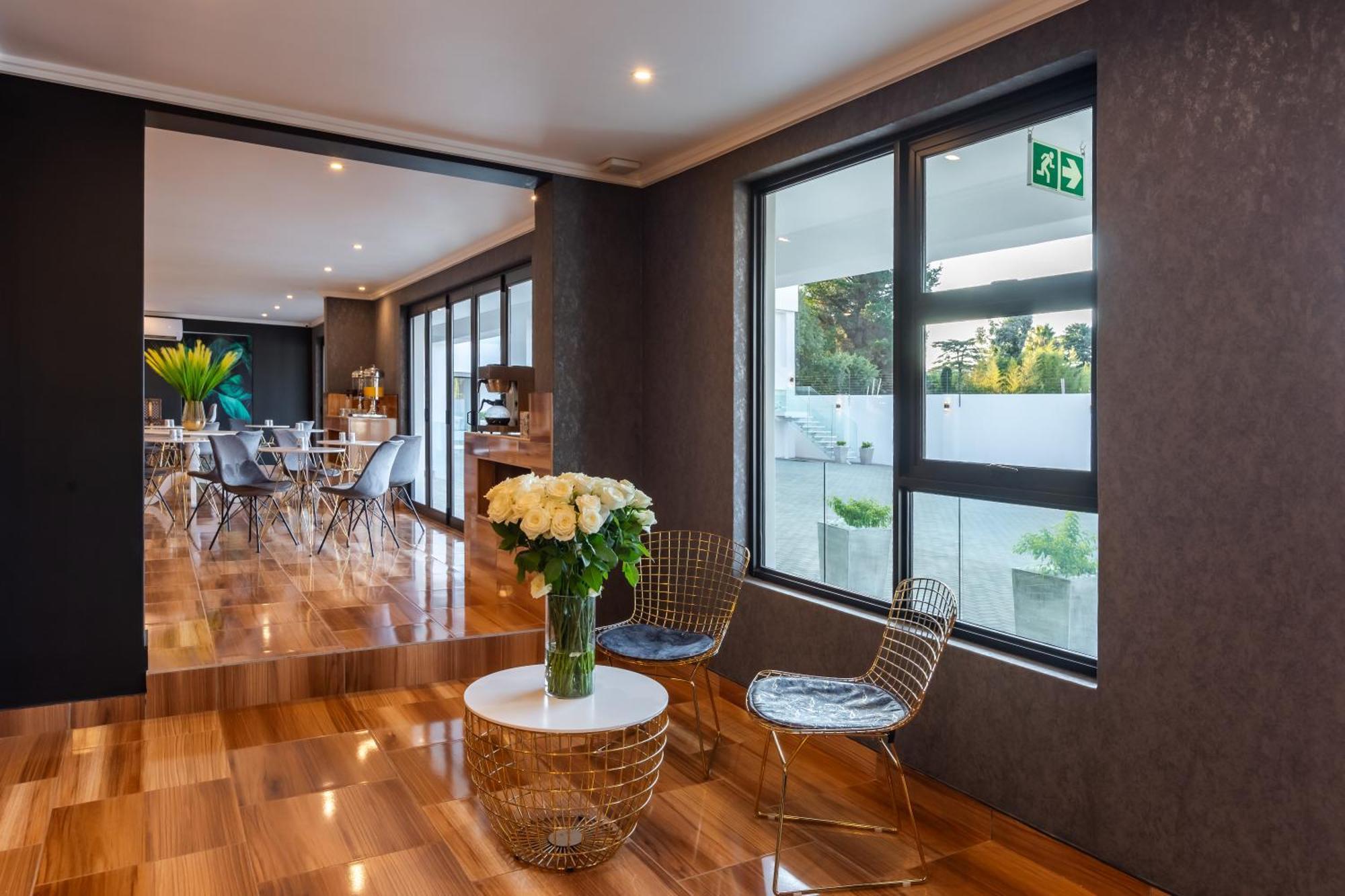 Bedfordview Hotel & Apartments Йоханесбург Екстериор снимка